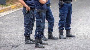 Néstor Roncaglia dispuso que se otorguen las licencias anuales obligatorias al personal policial. La medida se da tras numerosos casos de suicidio de policías