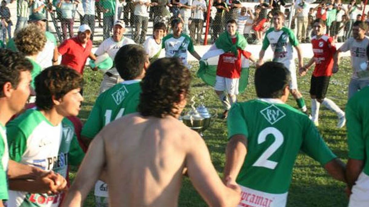 Viale Arsenal festeja su 59º aniversario