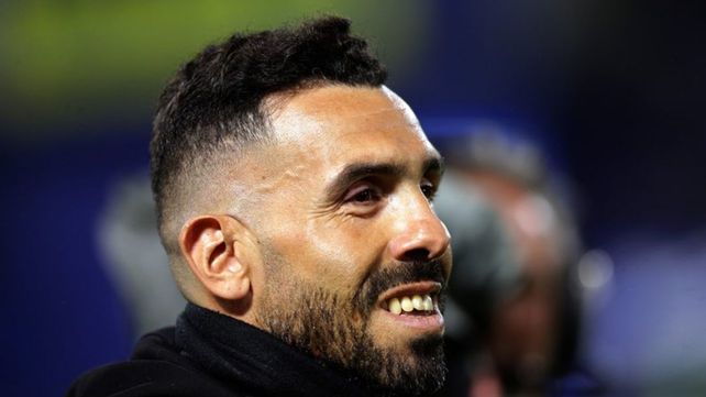 Carlos Tevez llegó a Villa Domínico para convertirse en DT de Independiente