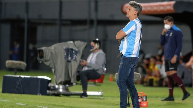 Renato Gaúcho dirigió con la camiseta 10 de Argentina en homenaje a Diego Maradona.&nbsp;