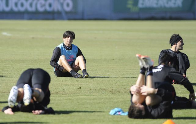 Preparándose. El Piojo Manso firmó el contrato la semana pasada y rápidamente se puso a disposición del cuerpo técnico encabezado por Alfredo Jesús Berti.