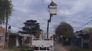 Unas 800 luminarias fueron instaladas en los barrios San Martín A y Alvear.