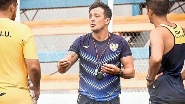 Estudiantes (Río Cuarto) tiene nuevo DT que debutará el próximo fin de semana ante Racing de Córdoba.