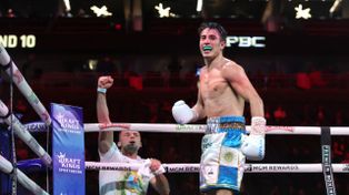 Mirco Cuello dejó de ser una promesa para convertirse en una realidad: es campeón mundial interino de los peso pluma de la AMB.
