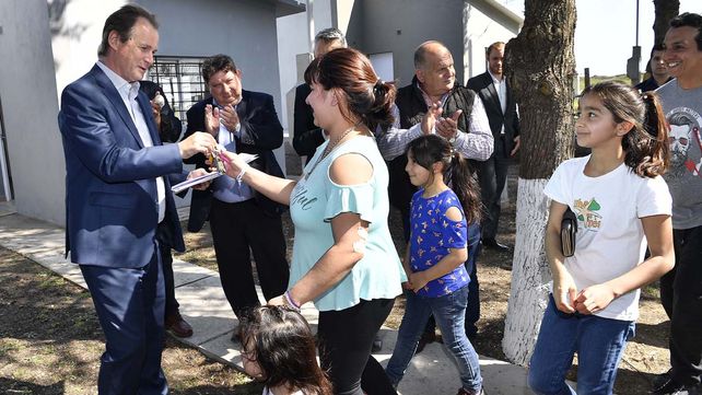 Hay 40 pequeñas empresas locales trabajando en el plan de viviendas provincial