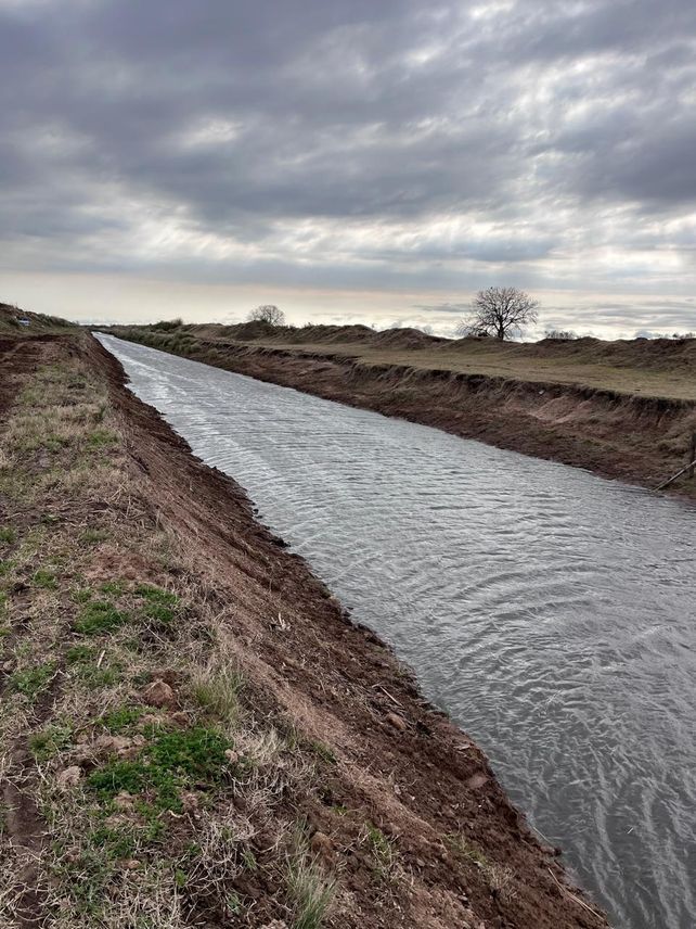 La limpieza de los canales rurales es una prioridad en el departamento General López