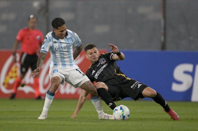 Racing empató en Santiago de Chile.