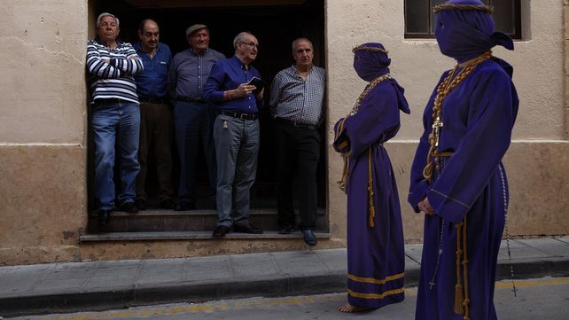 Imágenes de la procesión de Semana Santa alrededor del mundo
