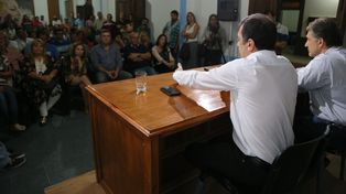Esclarecimiento. Kueider recorre diferentes puntos de la provincia reuniéndose con militantes justicialistas.&nbsp;