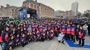 La performance de los atletas fue celebrada en cada localidad del sur, donde clubes y escuelas deportivas siguen siendo semilleros de talentos.