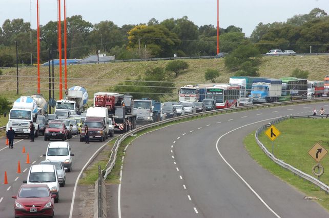 Ruta 168: si hay accidentes levantarán el guardarrail central y una de las manos será ida y vuelta