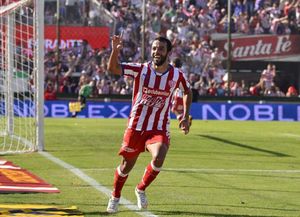 Nuevos contactos de Unión con Lucas Gamba