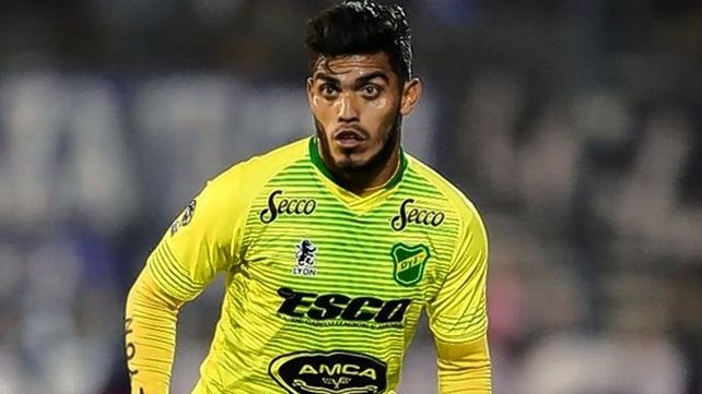 Rafael Delgado podría volver a Colón sin jugar en Defensa