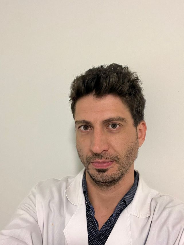Mateo Toncich, doctor en oftalmología. 