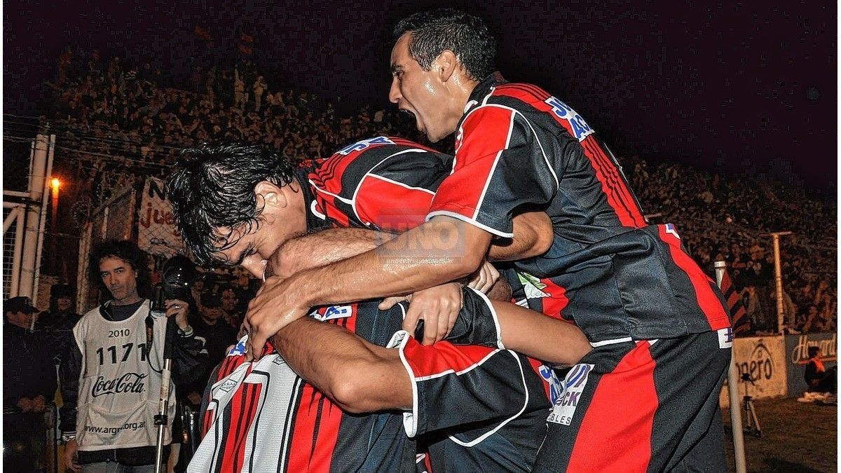 La noche en la que Patronato ingresó al profesionalismo