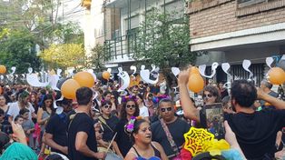Halloween en la calle: los vecinos armaron una fiesta en pleno centro