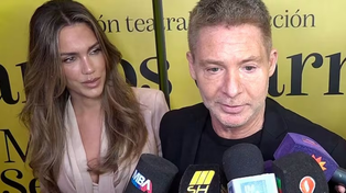 Adrián Suar asistió a la nueva obra de Guillermo Francella junto a Rocío Robles