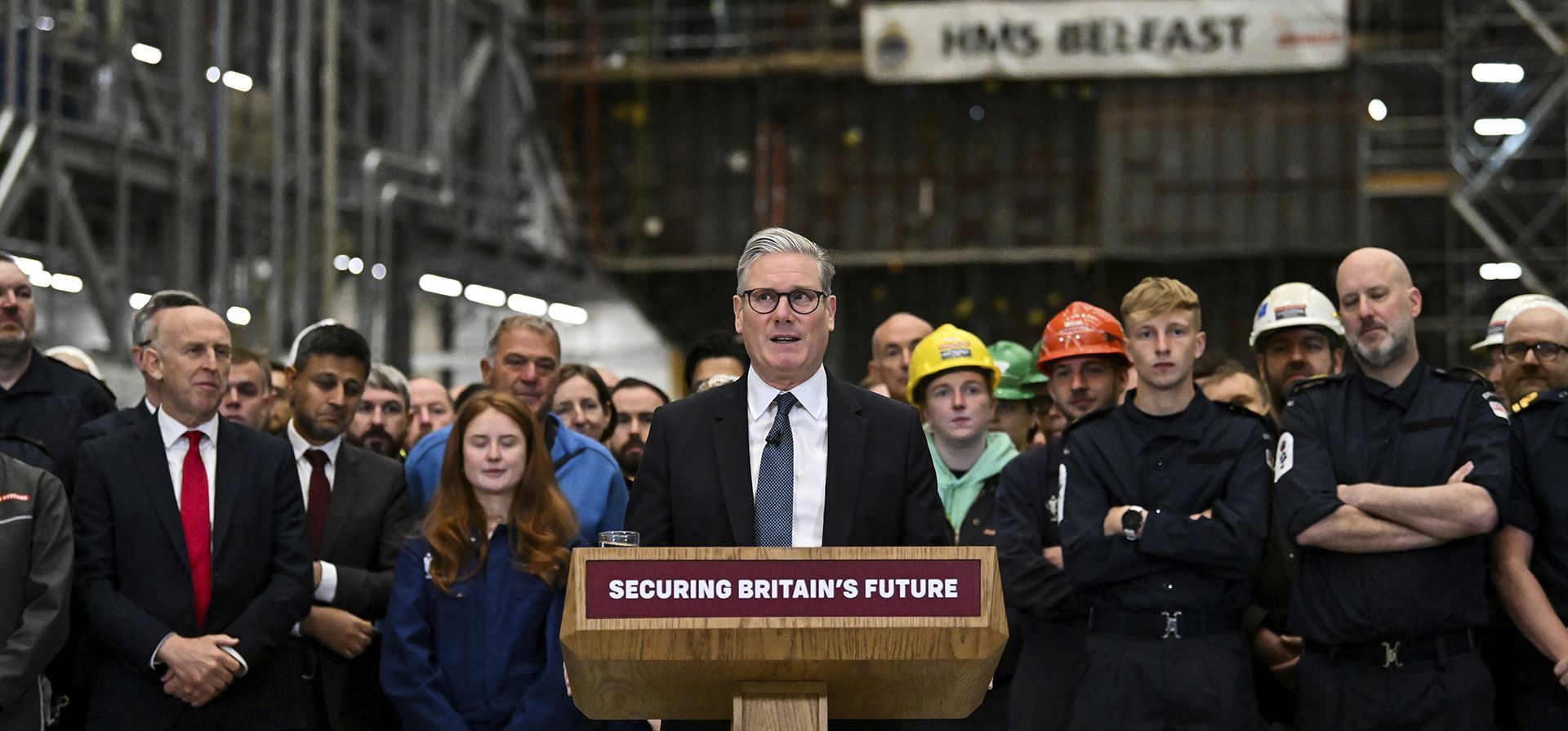 El primer ministro británico, Keir Starmer, pronuncia su discurso durante una visita a las instalaciones de Govan de BAE Systems en Glasgow, Escocia, el lunes 2 de junio de 2025. (Andy Buchanan, Pool Photo vía AP) El primer ministro británico, Keir Starmer, pronuncia su discurso durante una visita a las instalaciones de Govan de BAE Systems en Glasgow, Escocia, el lunes 2 de junio de 2025. (Andy Buchanan, Pool Photo vía AP)
