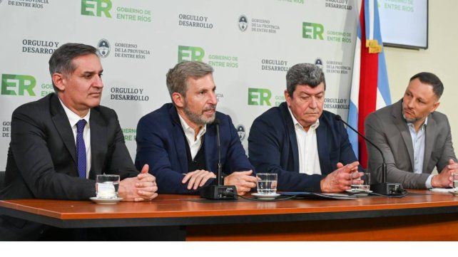 Frigerio presentó créditos hipotecarios para empleados públicos