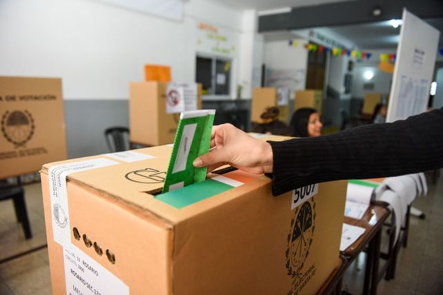 Cerraron los comicios y empiezan a conocerse los primeros resultados