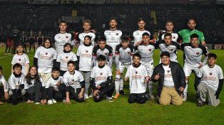 El uno por uno de Colón en el partido suspendido ante Mitre de Santiago del Estero.
