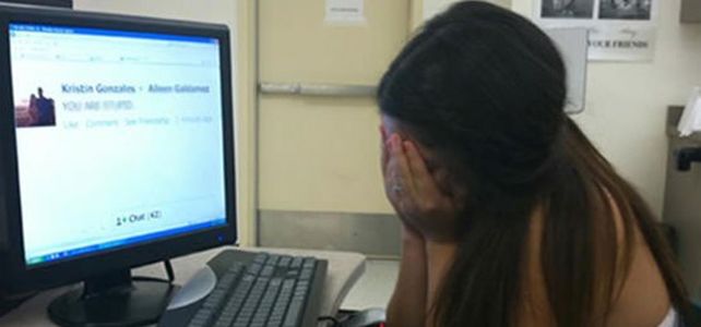 Cibercelito. Una adolescente española de 15 años reveló algunos chats.