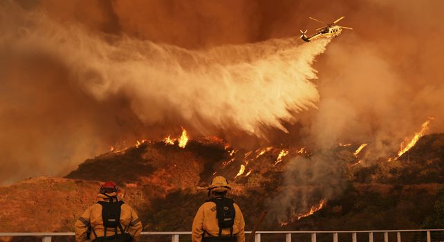 Los Ángeles bajo fuego: impactantes imágenes de la devastación provocada por los incendios
