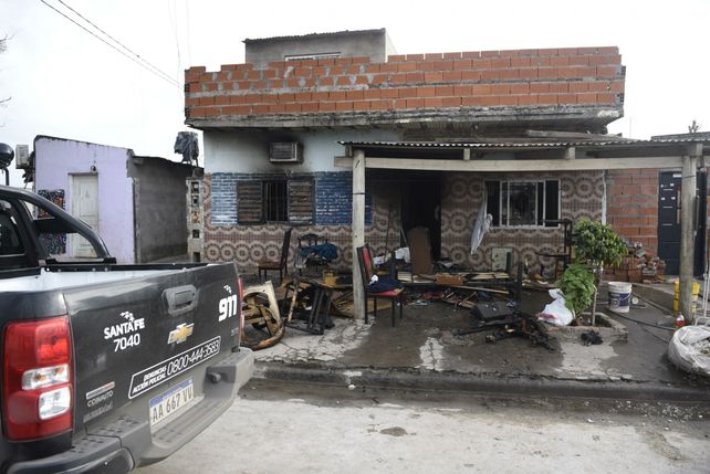 La casa de la agresora fue incendiada por allegados a los Cantero