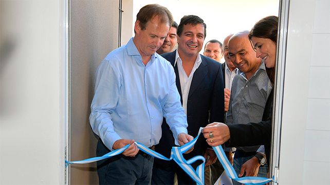 Bordet inauguró las primeras viviendas construidas con fondos provinciales