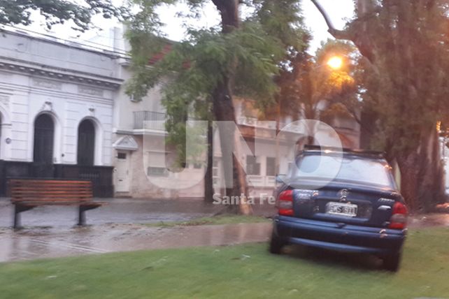 Una mañana pasada por agua y varias complicaciones en la ciudad