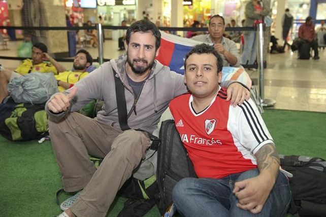 Los latinos que viven en la terminal de ómnibus de Río de Janeiro