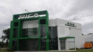 Comenzó a funcionar la sucursal de Banco Bica en el Puerto de Santa Fe