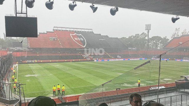 La lluvia en Rosario le puso picante al Colón-Gimnasia