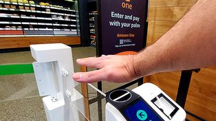 Amazon prueba un sistema para pagar con la palma de la mano