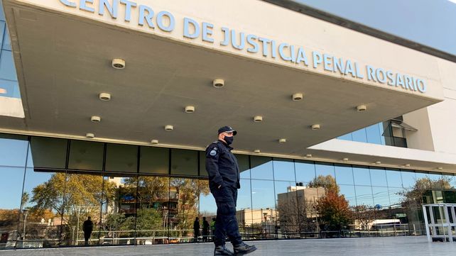 La audiencia por estafa contra un abogado