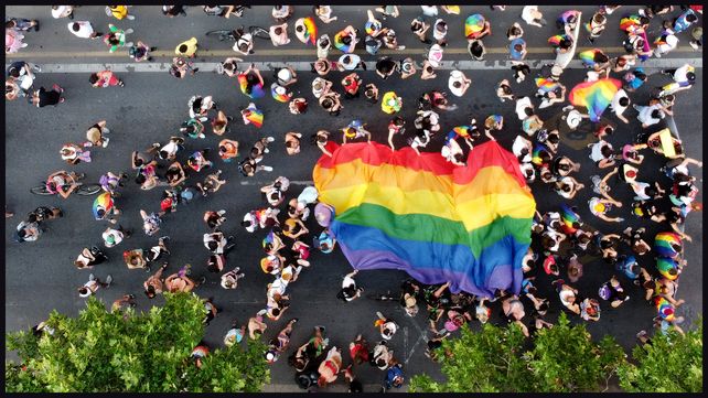 Un recorrido en imágenes por la Marcha del Orgullo en Rosario