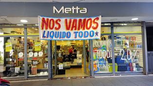 Otro bazar se va de Rosario y pone todo su stock en liquidación
