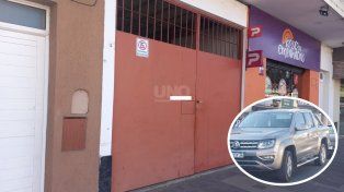 La cochera donde el empresario fue abordado por los delincuentes y se produjo el secuestro