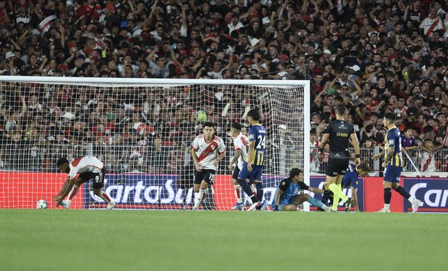 El último en el Monumental fue con Russo como DT. Central lo empezó ganando, pero terminó con las manos vacías.