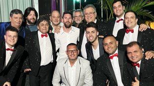 Lionel Messi estuvo a pura cumbia con Los Palmeras
