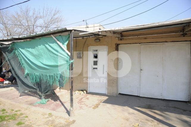 Sello mafioso: descerrajaron quince balazos contra una vivienda de Nueva Pompeya