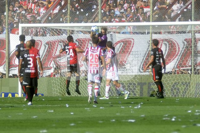 El Clásico vuelve al 15 de Abril: así les fue a Unión y Colón