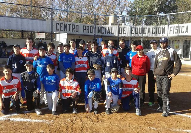 Ayer fueron los primeros partidos en el diamante de CPEF.