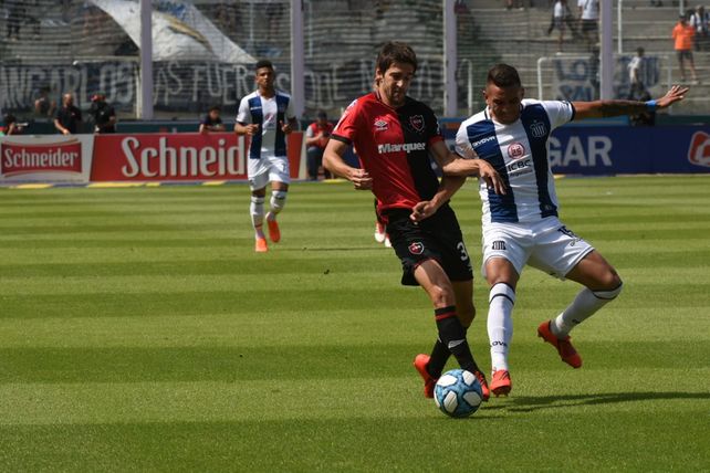 Newells jugó mal, perdió con Talleres y sumó su segunda derrota consecutiva