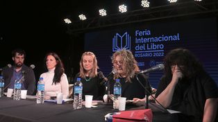 Con una mesa que reunió a editores, escritores y lectores, la Feria del Libro de Rosario rindió homenaje a la escritora Angélica Gorodischer.&nbsp;