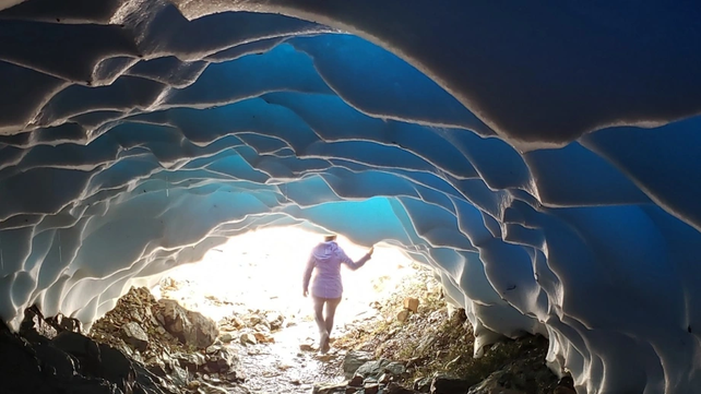 Las fascinantes cavernas de hielo son un imán para los turistas.&nbsp;