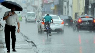 Domingo lluvioso y gris en Santa Fe