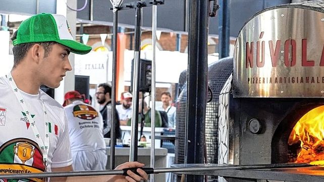 Los secretos del mejor pizzero sudamericano: un argentino de 18 años Los secretos del mejor pizzero sudamericano: un argentino de 18 años