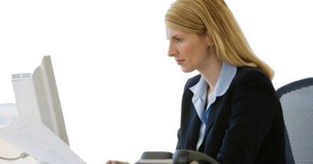 Seg&uacute;n un informe, crece el n&uacute;mero de mujeres adictas al trabajo