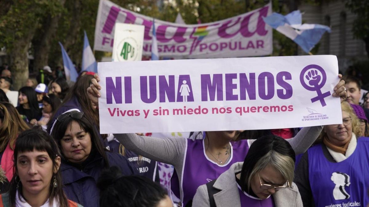Masiva marcha de Ni Una Menos en Rosario: todas las fotos de la ...